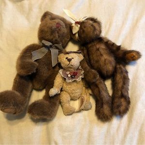 Lot of 3 collectible Teddies (Russ, Bearington, Ganz)